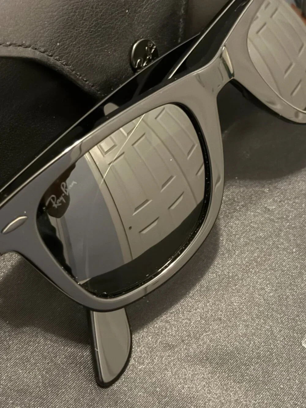 RAY BAN x SAINT LAURENT Limited Edition Unisex Wayfarer Sunglasses - Picture 3 of 14